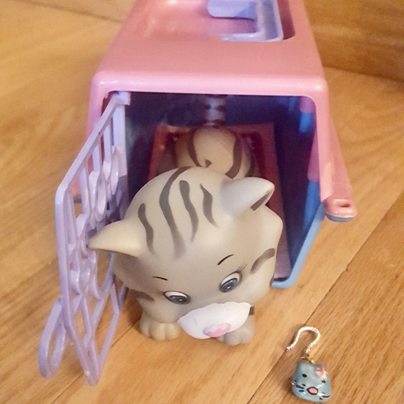 Vintage Simba Toys My Little Pet Kitty / Cat and Carry Case - Picture 3 of 8